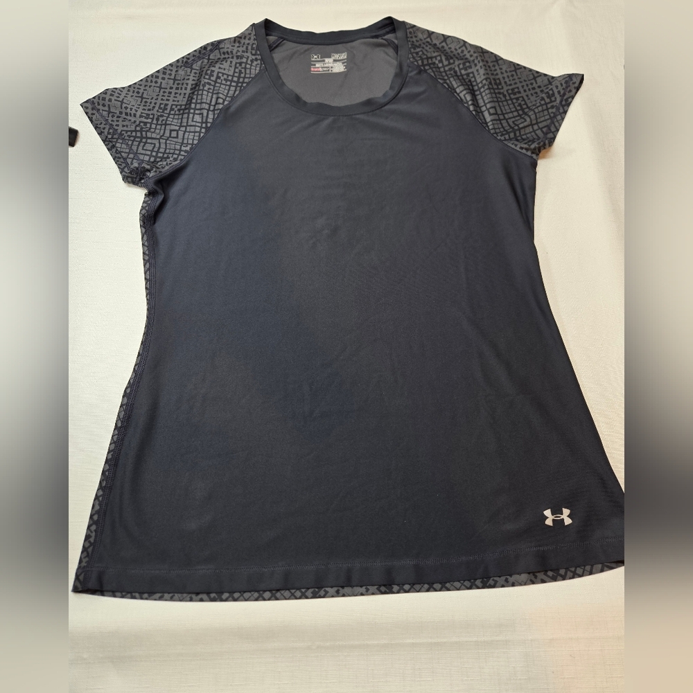 Under Armour Women's Charcoal Short Sleeve Tee